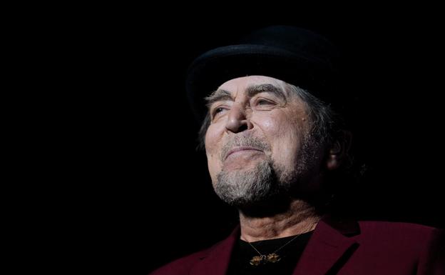 Joaquín Sabina sigue ingresado