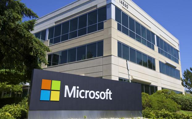 Microsoft gana un 35,3% más en el tercer trimestre de su año fiscal