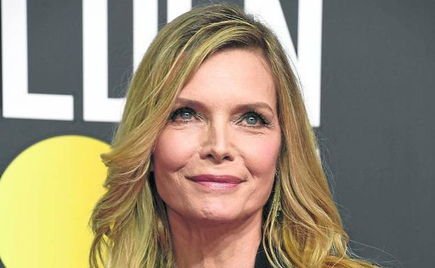 Michelle Pfeiffer ingresa en el club de los 60