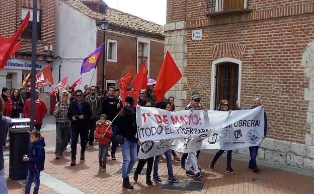 Doscientas personas asisten a la primera manifestación en Laguna por el 1 de mayo