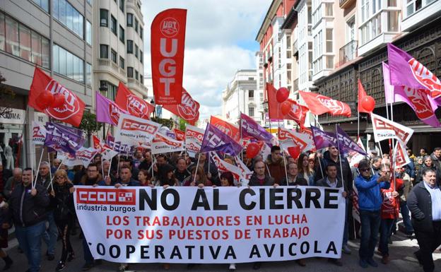 CCOO y UGT salen a la calle con el aviso de una posible huelga general