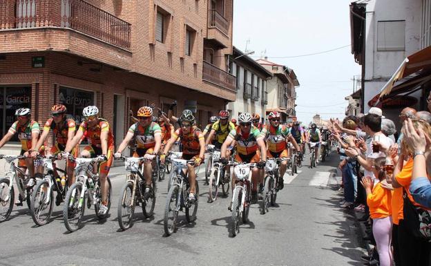 Fallece un ciclista en la marcha 'Los Cien de La Nava'