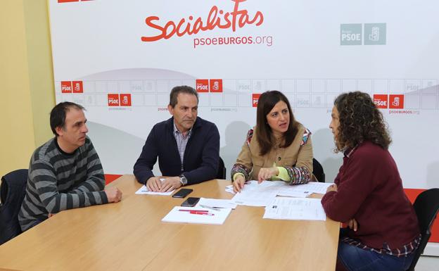 El PSOE denuncia el «desmantelamiento silencioso» de Correos en la provincia