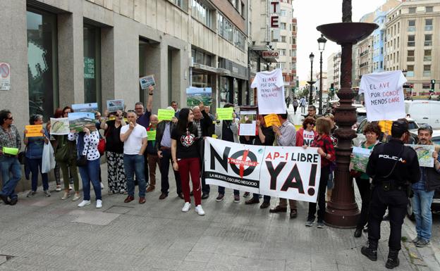 De la Serna abre «vías de diálogo» con los afectados por el Ave Burgos-Vitoria