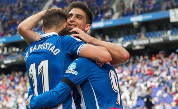 El Espanyol cierra el curso en casa con un festín ante el Málaga