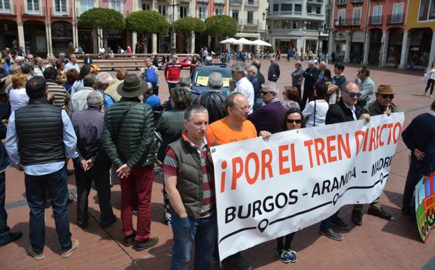 Las plataformas por el Tren Directo se reunirán con responsables de la Junta