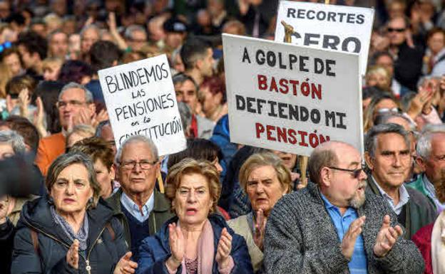 «No hay ninguna razón por la que España no pueda revalorizar sus pensiones según la evolución de los precios»