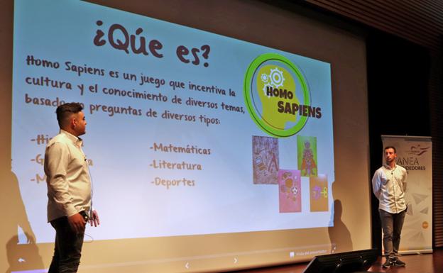 La creatividad de los jóvenes del programa Planea Emprendedores a juicio