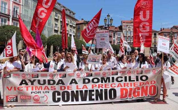 Las trabajadoras del Servicio de Ayuda a Domicilio reclaman un convenio colectivo «digno»