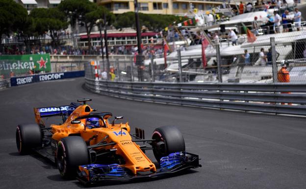 Alonso cae a la lona en Mónaco