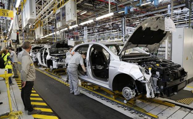 El fin del turno de noche suprime 1.400 empleos en Renault desde el verano