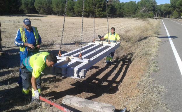 El sistema barato de Cidaut para amortiguar los accidentes en cunetas se aplica ya en la región