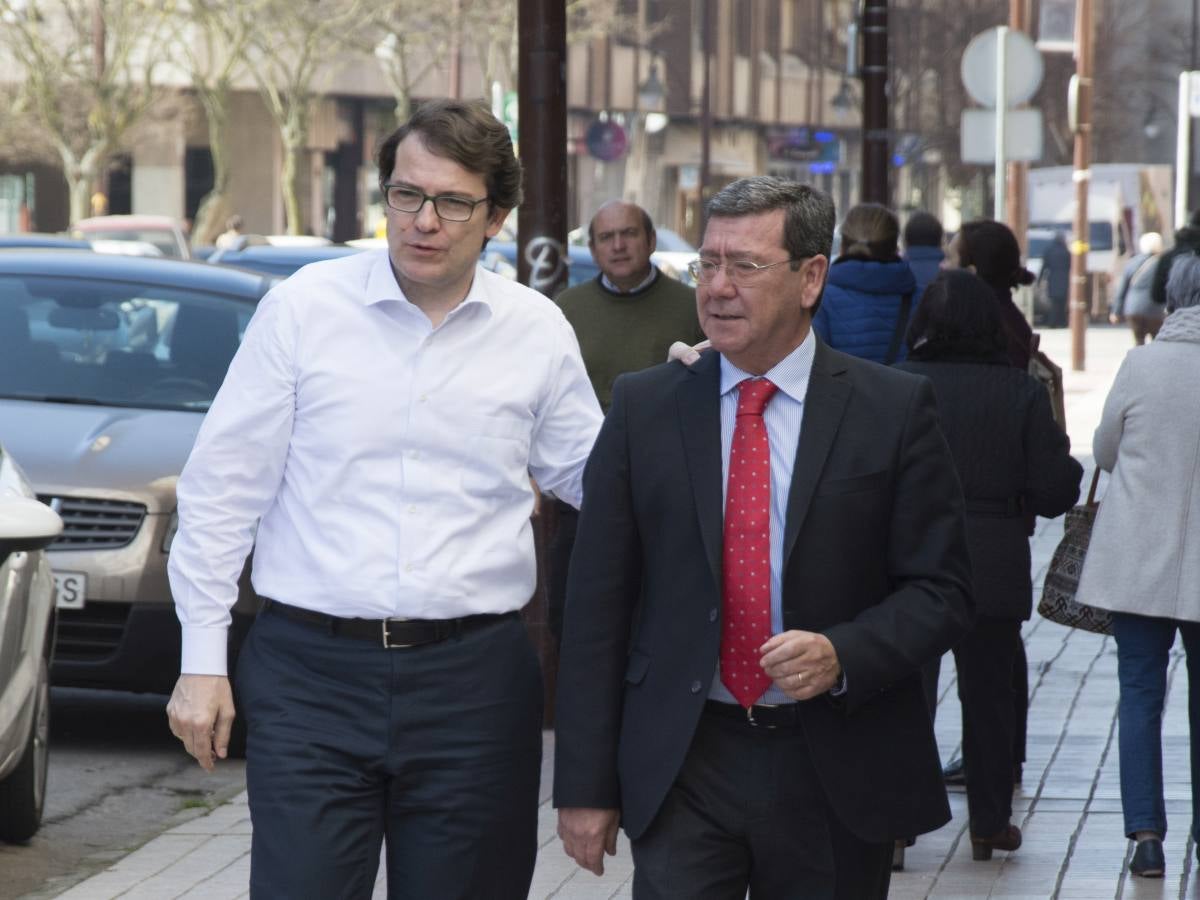 Mañueco apoyará que la Semana de Pasión de Burgos sea reconocida de Interés Turístico Internacional