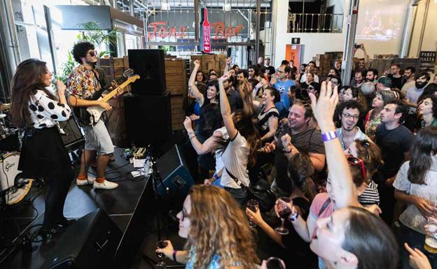 Más de 1.000 personas en la primera edición de Ribera WineSounds Fest en Berlín