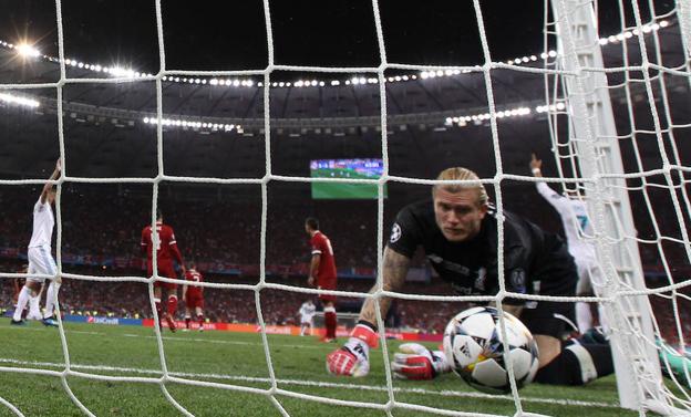 Karius sufrió una conmoción cerebral que pudo influir en sus errores ante el Real Madrid