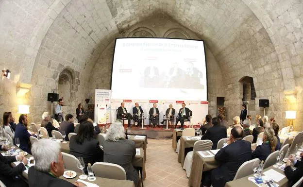 Arranca en Valbuena de Duero el quinto congreso de Empresa Familiar de Castilla y León