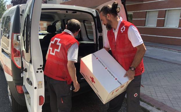 Cinco voluntarios de Cruz Roja de Castilla y León viajan a Valencia a atender a los migrantes del Aquarius