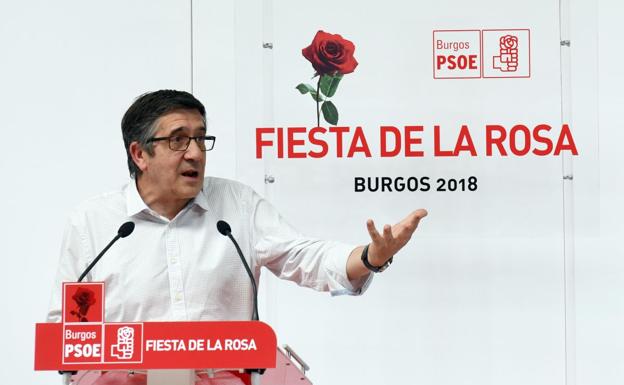 Patxi López dice que el Gobierno atenderá las «urgencias» de las comunidades antes de plantear un nuevo modelo