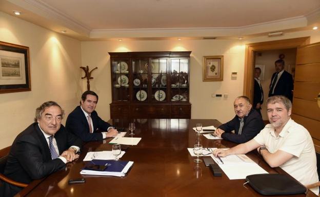 Editorial: Subida salarial