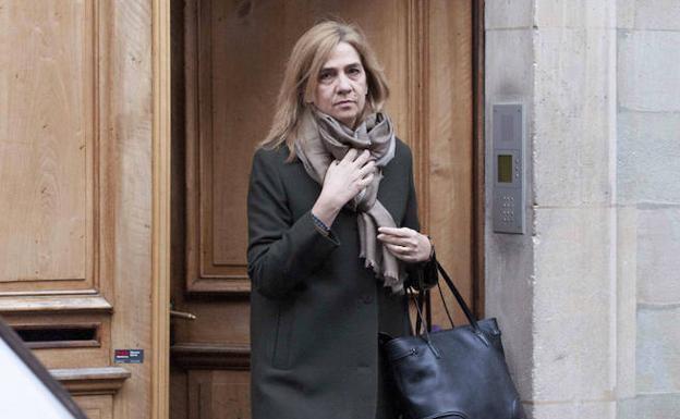 La infanta Cristina visitó por primera vez el domingo a Urdangarin en prisión