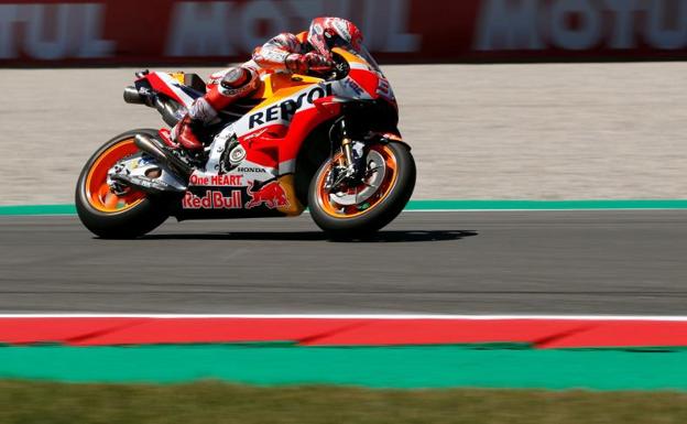 Márquez gana una inolvidable carrera en Assen