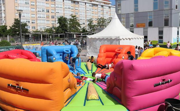 Risas y atracciones en el Parque Félix Rodríguez de la Fuente