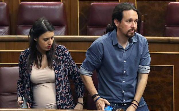 Irene Montero da a luz de forma prematura a sus mellizos tras seis meses de embarazo