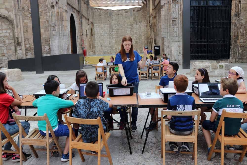 Así han trabajado los niños en los talleres de Robotix