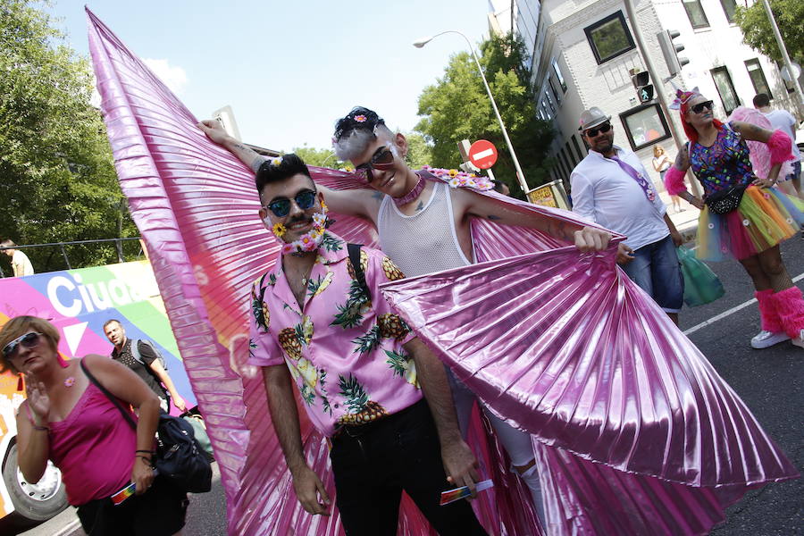 Multitudinaria manifestación reivindicativa del Orgullo LGTBI en Madrid