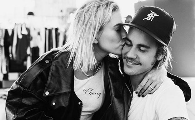 Hailey Baldwin no quiere ver a Justin Biber con bigote en su boda