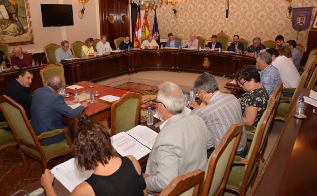 La Diputación da luz verde al Plan Económico Financiero tras incumplir la regla de gasto en 2017