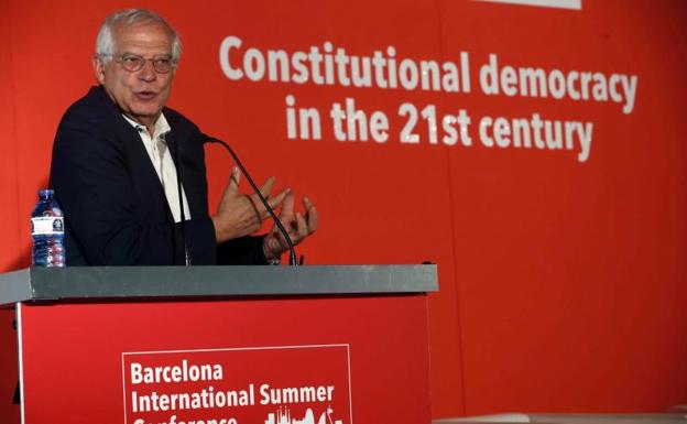 Borrell avisa de que la retirada del delito de rebelión no depende del Gobierno