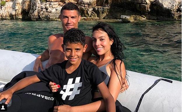 Cristiano Ronaldo y Georgina Rodríguez llegan a Turín