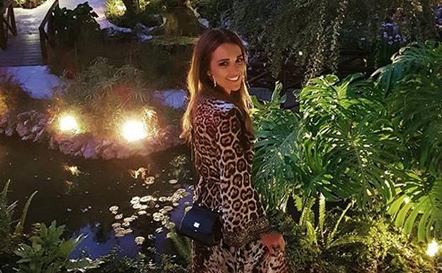 Paula Echevarría se queda con el vestido de Candela Peña