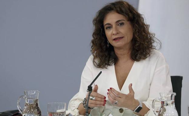 El Gobierno advierte que habrá un «ajuste» fiscal si se rechaza la senda de déficit en las Cortes