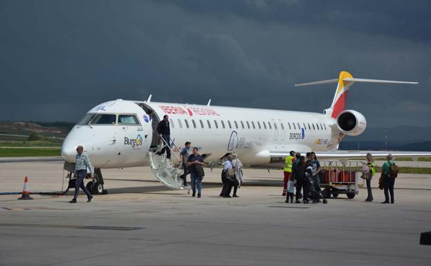 Paquetes turísticos traerán viajeros catalanes a partir de otoño a través del Aeropuerto de Burgos