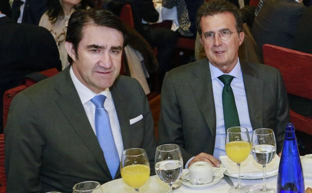 Las grabaciones de la UDEF alcanzan al consejero de Fomento, Suárez-Quiñones