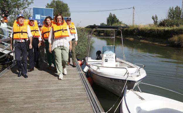 Tres barcas surcarán el Canal de Castilla en Villaumbrales