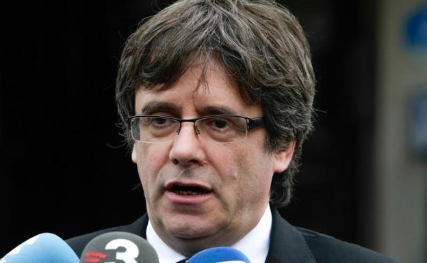 La demanda de Puigdemont contra Llarena se desinfla tras falsear las declaraciones del juez