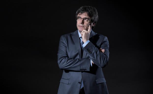 Puigdemont exige a Sánchez un referéndum, pero de autodeterminación