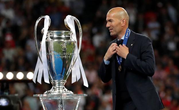 Zidane avisa a Lopetegui de que «en el Real Madrid hay que ganarlo todo»