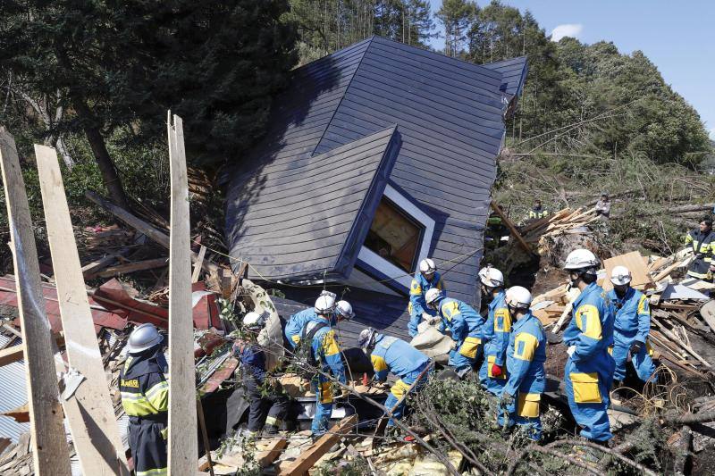 Un fuerte terremoto sacude el norte de Japón