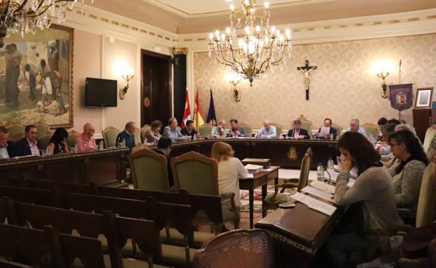 La Diputación da luz verde a la primera fase del Plan de Recursos Humanos