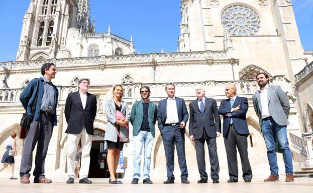 José Tomás visita la Catedral, para conocer su VIII centenario, y Down Burgos