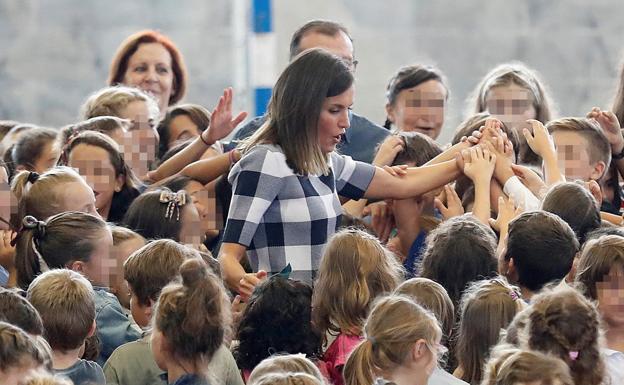 La reina Letizia preside en Oviedo la apertura del curso escolar