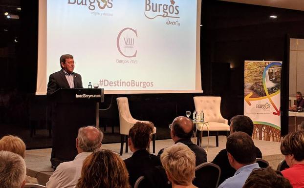 La provincia de Burgos se presenta en Pamplona ante más de 80 personas en el marco de La Vuelta