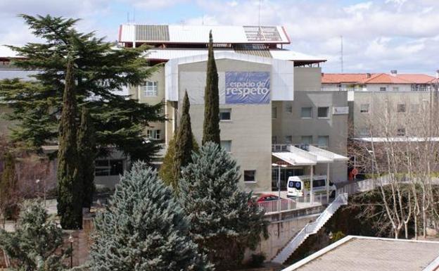 Las Cortes aprueban ampliar las prácticas de enfermería en los hospitales de Miranda y Aranda