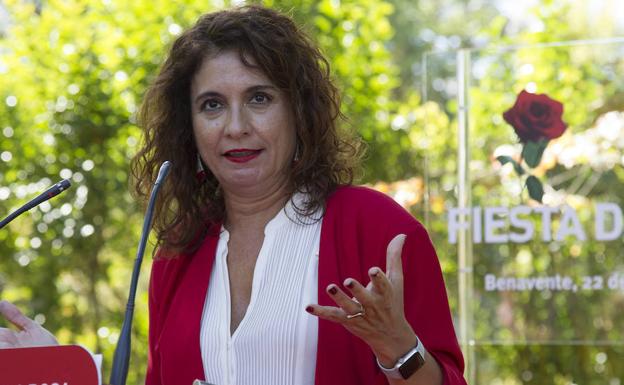 Montero quiere «recuperar» la Junta y que Herrera «se entere» del «proyecto alternativo» del PSOE