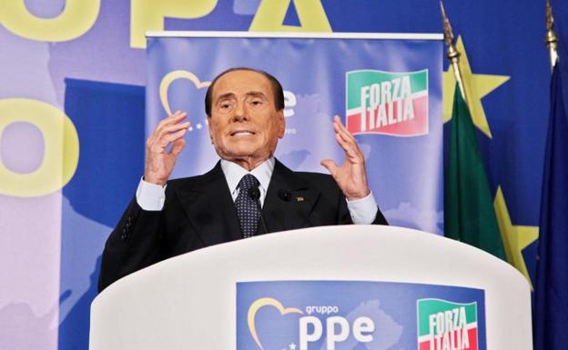 Berlusconi se postula como candidato a las próximas elecciones europeas