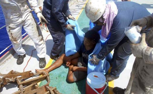 Un joven indonesio sobrevive 48 días a la deriva en una trampa flotante para peces